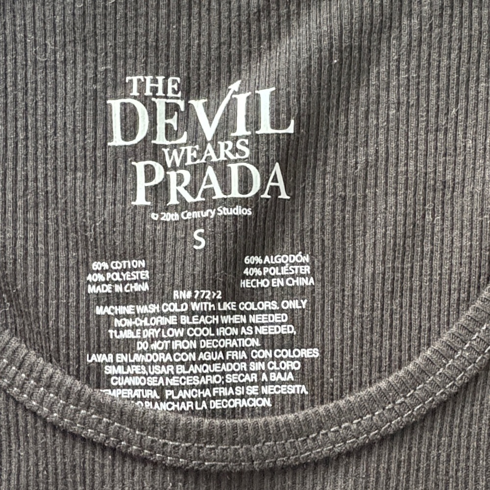 NWT Women's The Devil wears Prada Black  Ribbed Tank Small 20th Century Studios - Picture 4 of 5